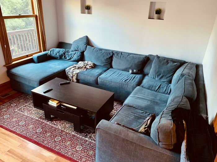 5. My Friend Just Bought A House And Didn’t Think His Sectional Would Fit In The New Living Room