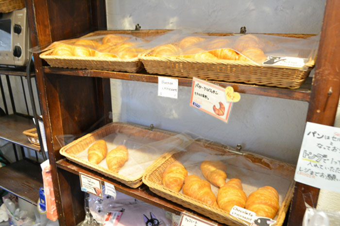 It sells all sorts of Kiki-inspired bread and pastries