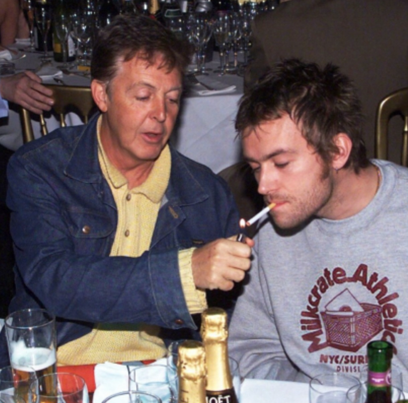 31. Damon Albarn and Paul McCartney hanging out at the NME Premier Awards at The Mermaid Theatre in London. (2000)