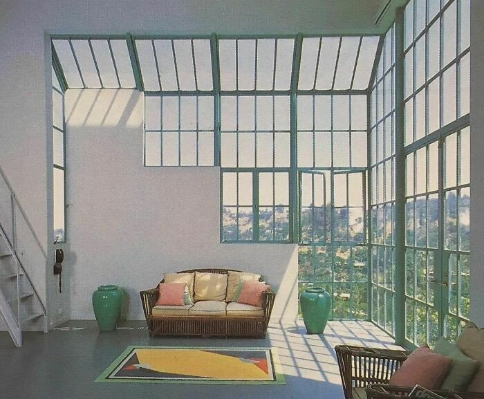 22. “Making The Most Of A Wonderful Location On America’s West Coast, The Architect Has Designed The House Around The Windows.” Terence Conran’s New House Book 1985