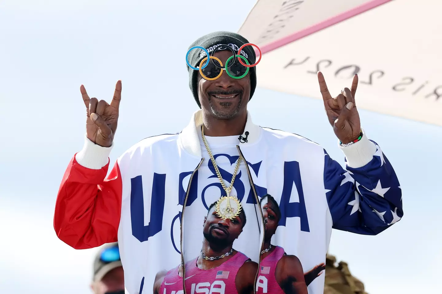 In typical Snoop fashion, he launched into a spot-on impression of the reporter, using what social media users have dubbed his “white voice.”