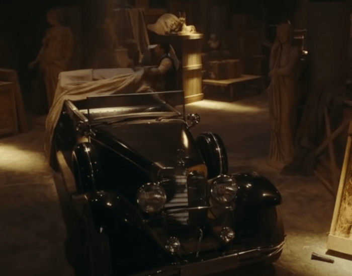 2. The old car found in “Red Notice” would never start because the battery will die after 90 years of storage.
