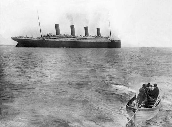 1. The last picture of the Titanic before sinking (1912).