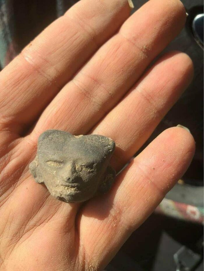 35. Found In A Creek Bed In Oak Hill, Texas. Has A Small Hole On Top Of The Head That Goes All The Way Through