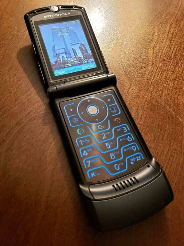 The Motorola Razr V3 is the best phone ever!
