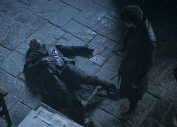 Roose Bolton: Stabbed by Ramsay