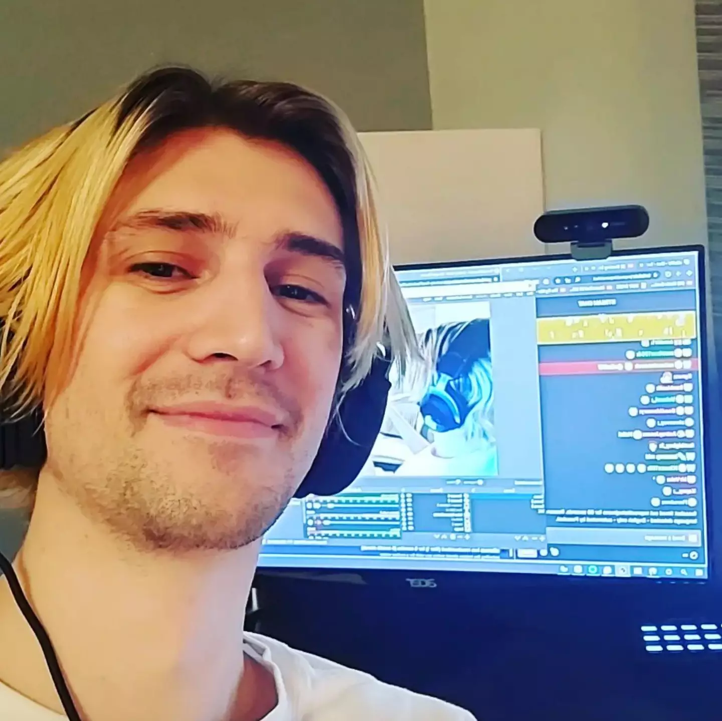 Behind the scenes with xQc: The face of a streamer who knows the true value of ad revenue.