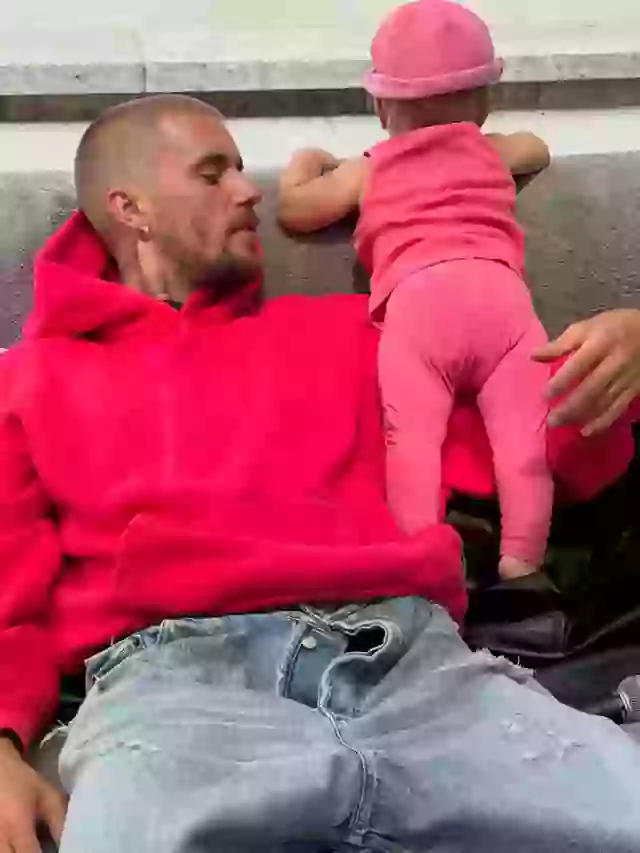 Followers immediately flocked to the comments to point out the slip-up.