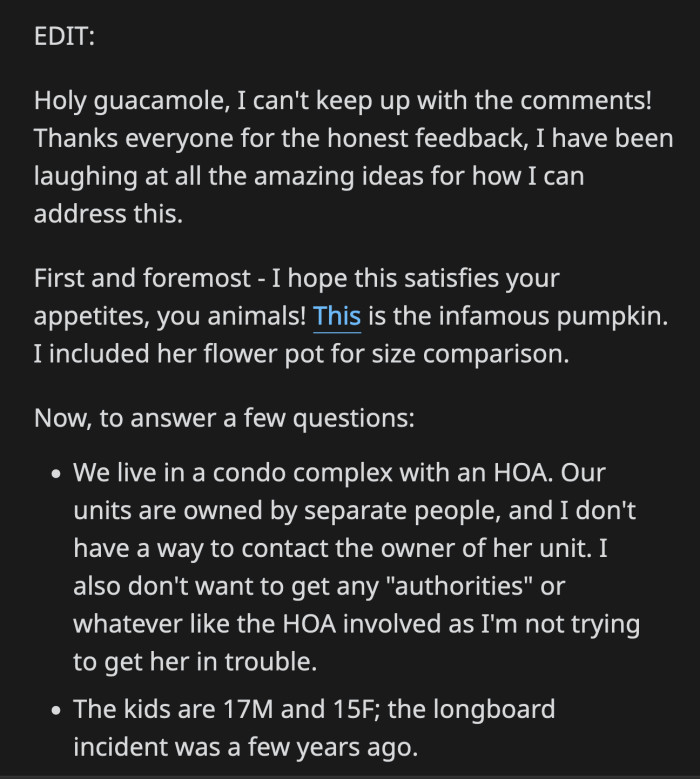 OP doesn't really want to report her neighbor to their HOA