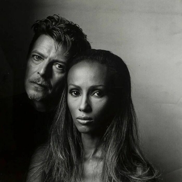 17. David Bowie and his wife Iman exemplify a captivating and iconic couple in the realm of music and fashion