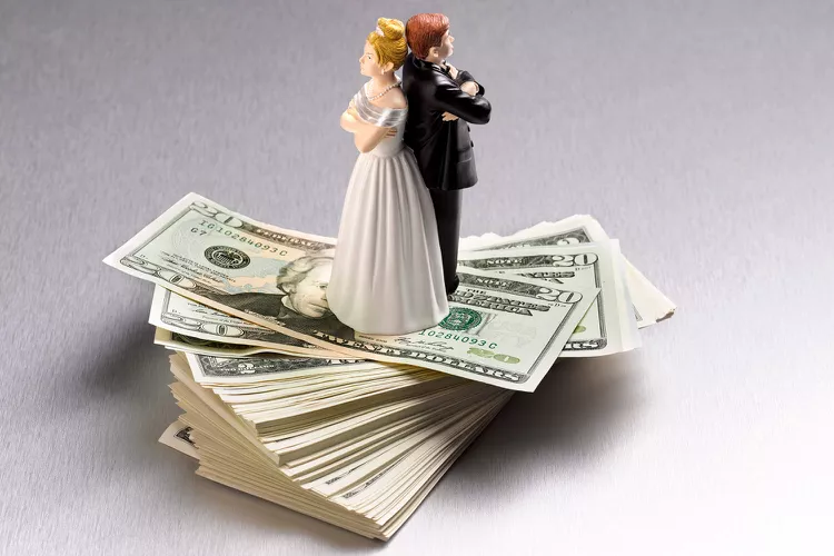 The $333 ticket price wasn’t chosen at random. Reemo explained to Fox 10 in Phoenix that the number three-three-three symbolizes change, growth, and strength—values that resonate deeply with the couple.