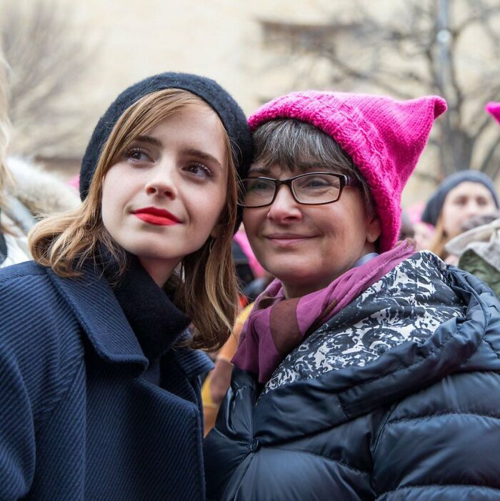 9. Emma Watson With Her Mother Jacqueline Luesby