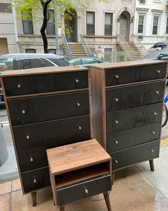 28. Your fabulous bedroom ensemble is all set for you to swoop in and claim! Stunning dressers await your arrival at the corner of 51st and 2nd.