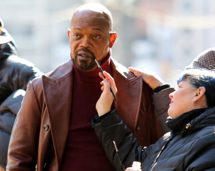 11. Samuel L. Jackson getting his beard dyed on the set of Shaft in New York.