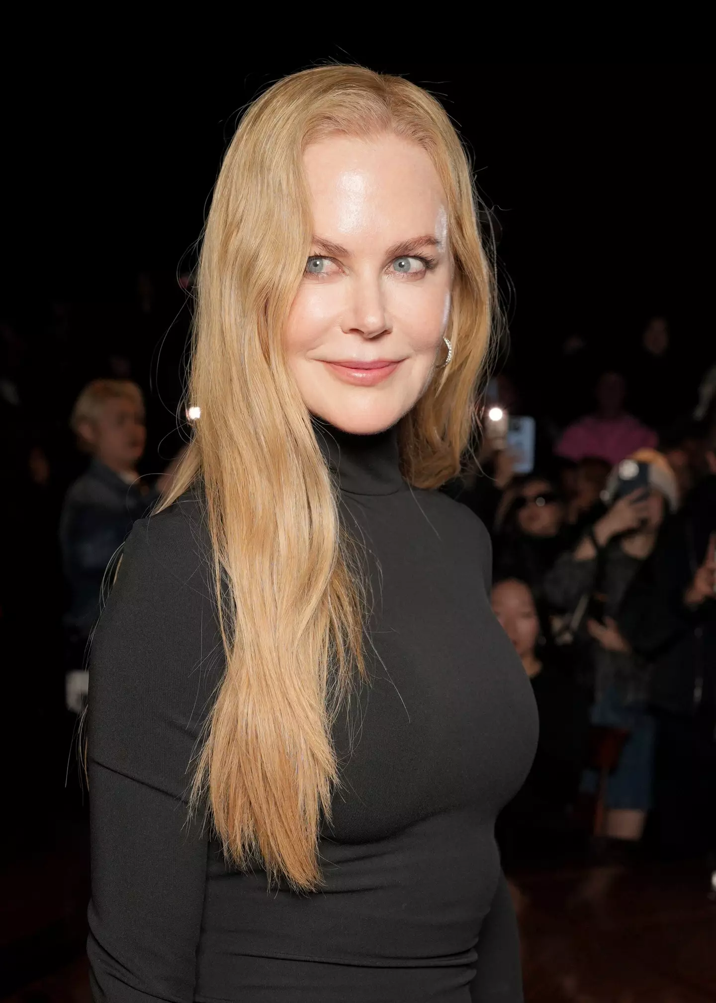 Nicole Kidman Pushes Salma Hayek In Viral Clip—Lip Reader Reveals What