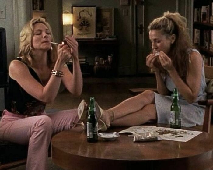 28. Easy Sunday With Samantha And Carrie